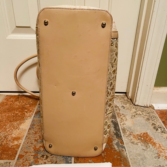 đEXTREMELY RARE! Brahmin Joan Tote Creme Prescott Gold Palms, Leather Handbag - Picture 10 of 16